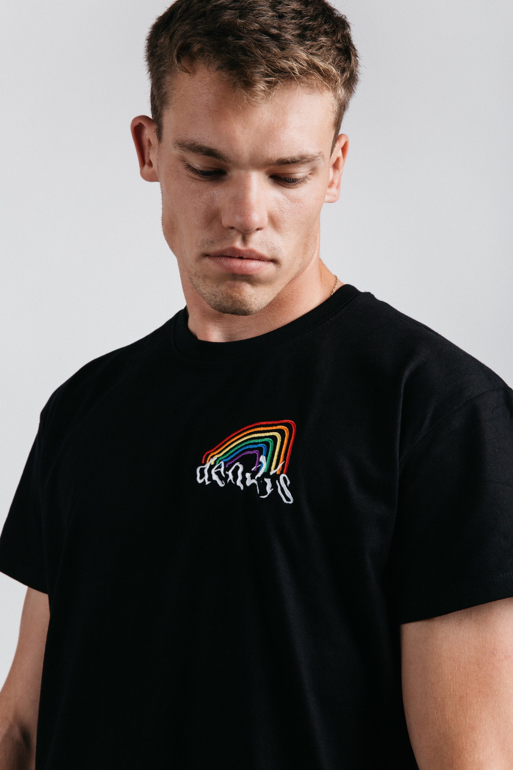 PRIDE 2023 T-SHIRT BLACK - Pavol Dendis